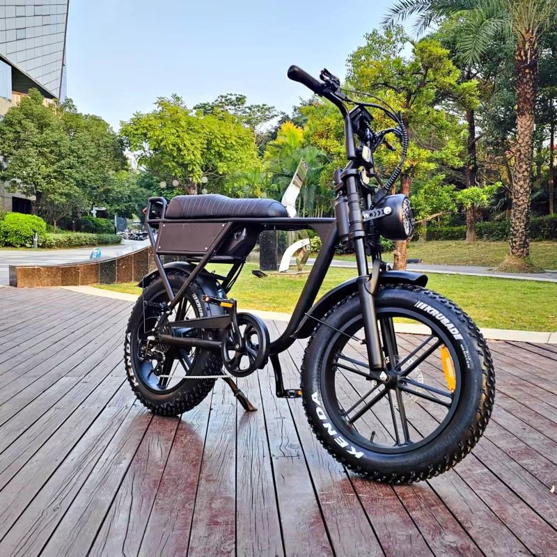 Ouxi C63 Fatbike inc alarm en voetsteuntjes