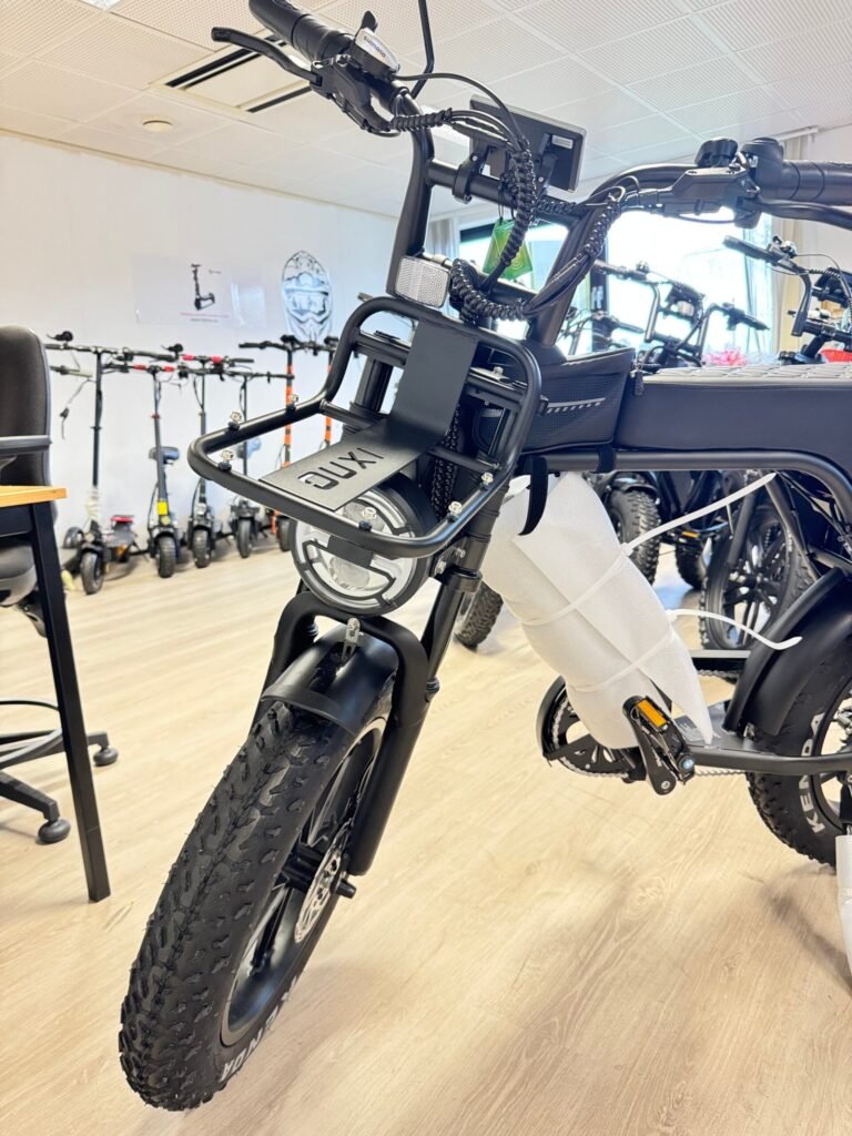 Ouxi V8 Special Edition 2026 nieuwste model met voorrekje en Spiegel